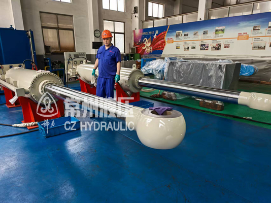 Hydraulische Zylinder nach Ihren Anforderungen für alle Branchen